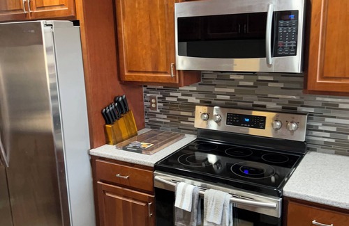 Wasilla Casa | Rustic townhome, modern living