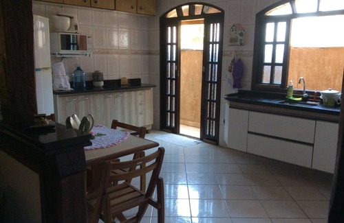 Sao Francisco da Praia Casa | Sobrado São Sebastião con piscina, zona de juegos, 5dorm, acomodación 21 personas