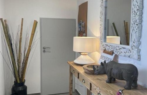 Louroux-Hodement Casa | Séjour détente avec piscine privée, activités variées et confort moderne en Auvergne - FR-1-489-455