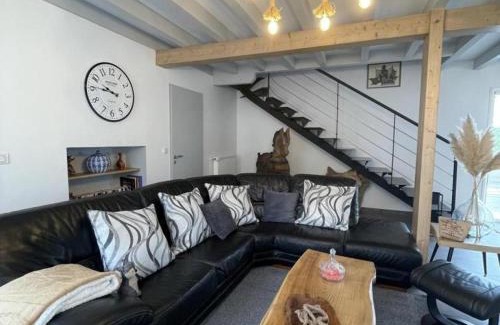 Louroux-Hodement Casa | Séjour détente avec piscine privée, activités variées et confort moderne en Auvergne - FR-1-489-455