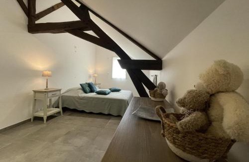 Louroux-Hodement Casa | Séjour détente avec piscine privée, activités variées et confort moderne en Auvergne - FR-1-489-455