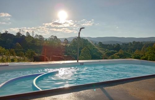 Jesuania Casa | Sítio Âmbar - Piscina, Wi-fi e lago de pesca !