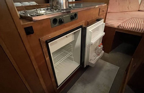 Uberseestadt Alquiler De Eote | Süße Motoryacht Bremen City