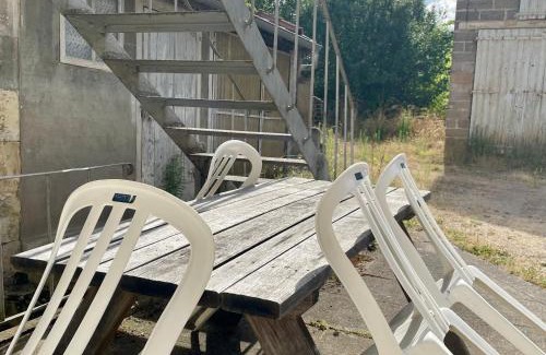 Imphy Apartamento | S17 Parking Wifi 2 chambres, 4 personnes Réduc à la semaine ou mois