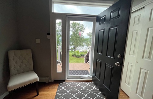 Mayfield Casa | Sacandaga Waterfront Oasis - 45 minutes to Saratoga Racetrack