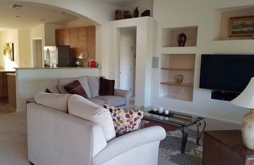 Saddlebrooke Casa | ¡Casi nuevo hogar! Cerca de las comodidades!