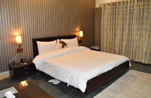 Rawalpindi Hotel | Safari Club 2 Bahria Town