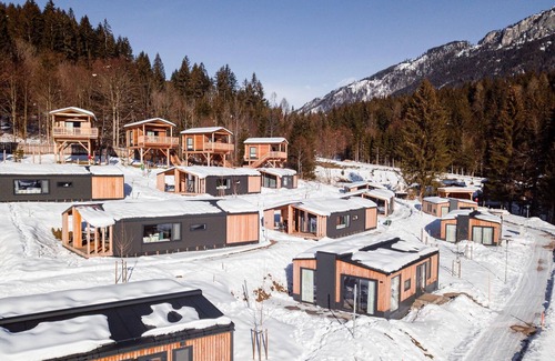 Kotschach-Mauthen Casa | Tienda Safari en Nassfeld cerca de pista