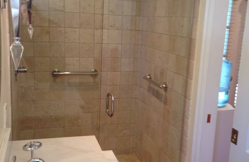 Sherman Oaks Apartamento | Safe & beautiful new studio in charming Sherman Oaks neighborhood