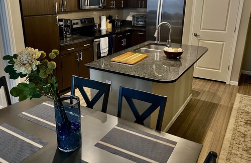 Town and Country Apartamento | Safe & Desireable Des Peres