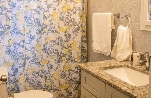 Hapeville Casa | Safe, quiet, neighborhood. Near everything!