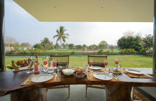 Kodalagurki Villa | SaffronStays Niranta- Villa on golf course near Bangalore