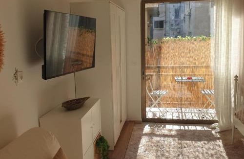 Athens Apartamento | Sagma Athens House Metro Panormou