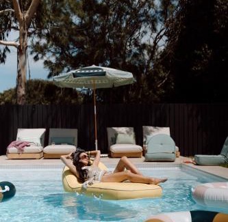 Queenscliff Casa | Sagres Queenscliff, Designer Oceanfront Escape with Pool & Sauna