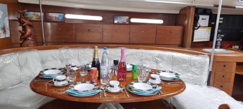 Rhodes Town Alquiler De Eote | Sailing Edisa Rhodes Adventures