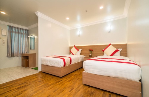 Ahlone Hotel | Sakura Hotel