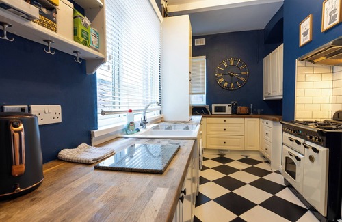 Salford Casa | Salford City Oasis - Spacious 4 Bedroom House