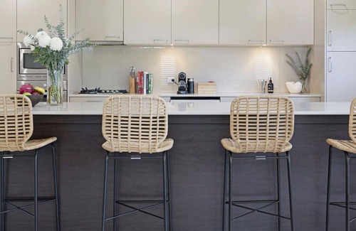 Bateau Bay Casa | Salt House - Escape and immerse amongst a beautiful oasis called Salt House.