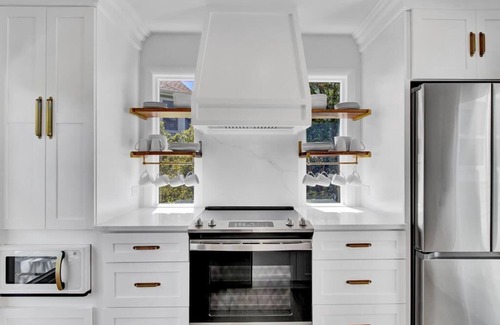 Isle of Palms Casa | Salt Life at 68 Fairway Dunes Lane|Completely Rebuilt Home|Great Kid Rooms|Ping Pong|Super Easy W...