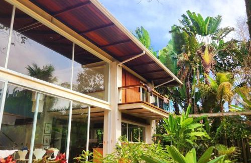 Itamambuca Casa | Salt 'n Paradise Luxury Surf and Beach Suites