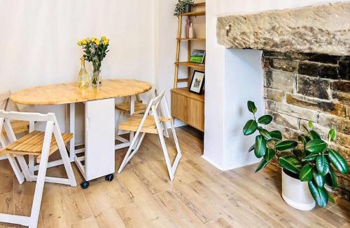 Saltaire Village Casa | Saltaire Mill Cottage