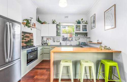 South Fremantle Casa | Saltbush Cottage in fabulous South Fremantle