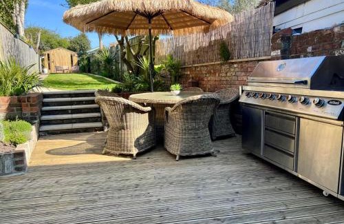 New Forest District Casa | Saltwater Stunning Holiday Terraced House Milford on Sea Lymington Sleeps 6