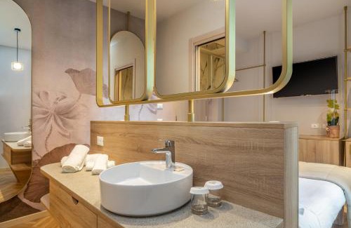 Faro Hotel | Salus Smart & Chic Hotel