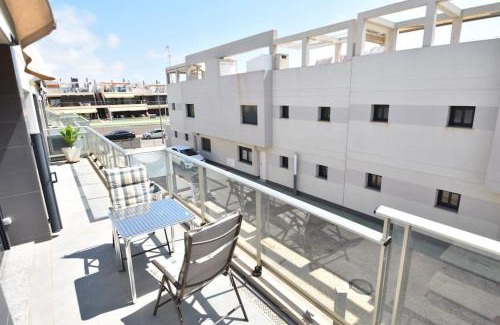 Pueblo Latino Apartamento | SAM Apartment