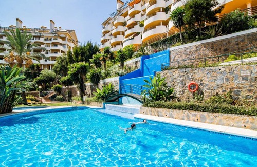 Nueva Andalucia Apartamento | SAM24I- Cozy apartment walking distance to beach