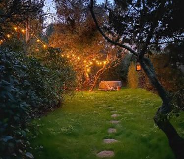Toulon Apartamento | Samadhi - gîte avec jardin, SPA, clim, parking privé