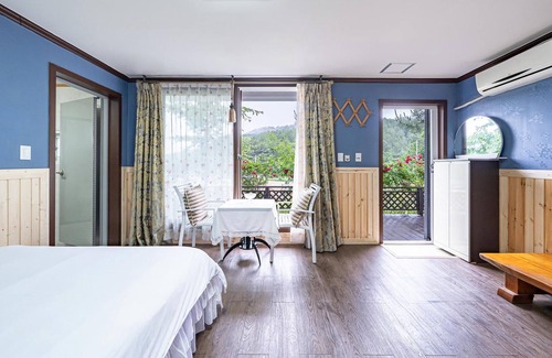 Samcheok Casa | Samcheok Garden Pension