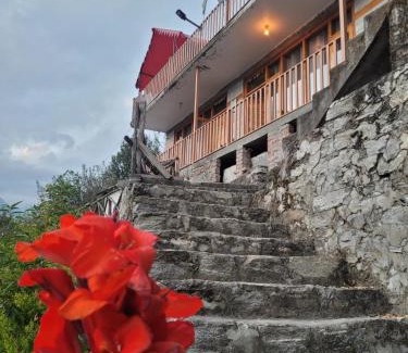 Vashist Hotel | Samora Retreats, Manali