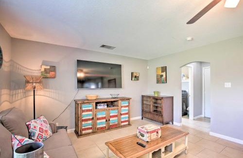 West San Antonio Casa | San Antonio Home with Hot Tub - 1 Mi to SeaWorld