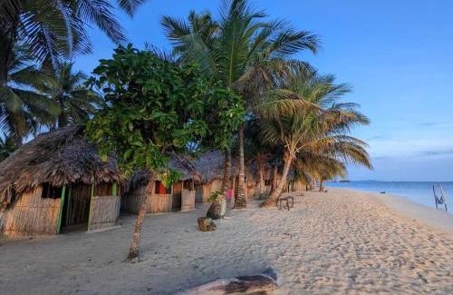 Achutupo Otro | SAN-BLAS ISLA IGUANA Panamá