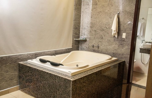 Sarandi Hotel | San Lucas Hotel