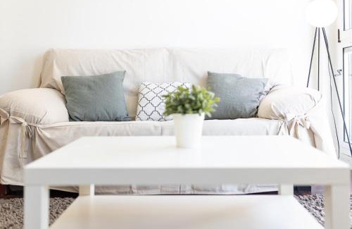 Zarautz Apartamento | SAN LUIS 2 Vivienda, playa y garaje by Egona