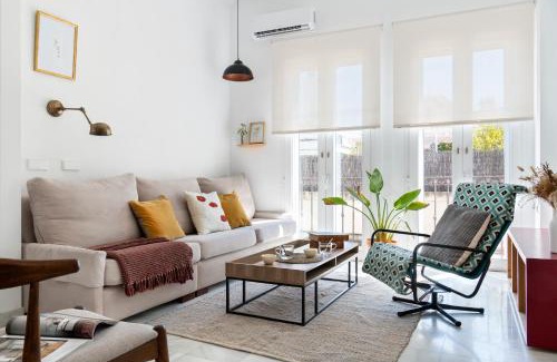 San Julian Casa | San Luis Luxury House with Terrace