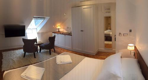 Cove Tri Zala (Zrnovo) Hotel | San Teodoro