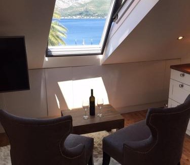 Cove Tri Zala (Zrnovo) Hotel | San Teodoro