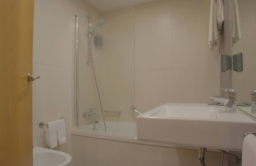 Sao Sebastiao da Pedreira Hotel | SANA Reno Hotel