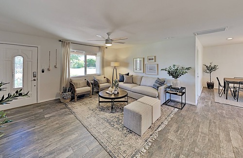 Papago Parkway Casa | Sanctuary at Old Town Scottsdale | Close to Gardens!