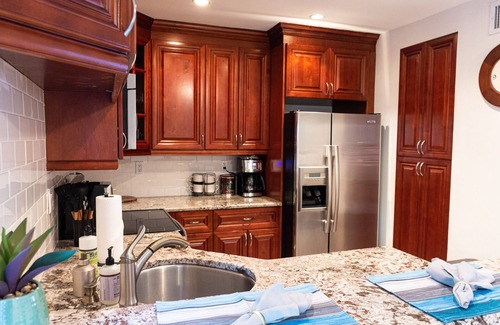 Coconut Grove Casa | Sanctuary with private patio near Parks, Dining, Yacht Club, Marina, CocoWalk.