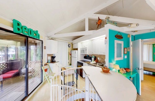 Indian Pass Casa | Sand Dollar Chalet II - Port St. Joe, FL