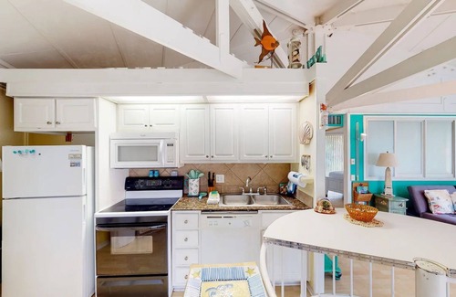 Indian Pass Casa | Sand Dollar Chalet II - Port St. Joe, FL