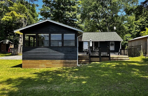 Rideau Lakes Cabaña | Sand Lake Cottage