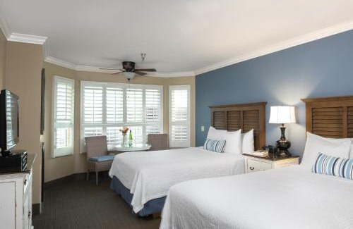 San Simeon Hotel | Sand Pebbles Inn