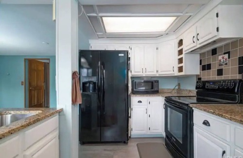 Rumely Casa | Sand River Retreat - Sauna, Sand River & Lake Superior