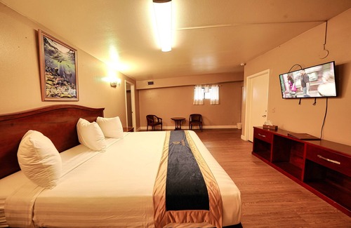 Rogers Seabreeze Hotel | Sandals Inn