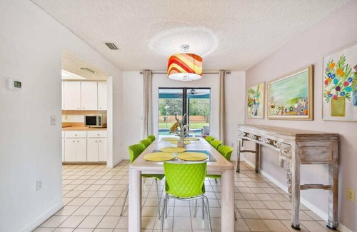Fruitville Casa | Sandill Creek - Home in Sarasota Near Public Park